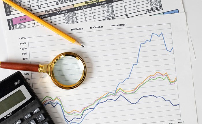 Read more about the article Navigating Your Financial Future: Tips for Smart Investing